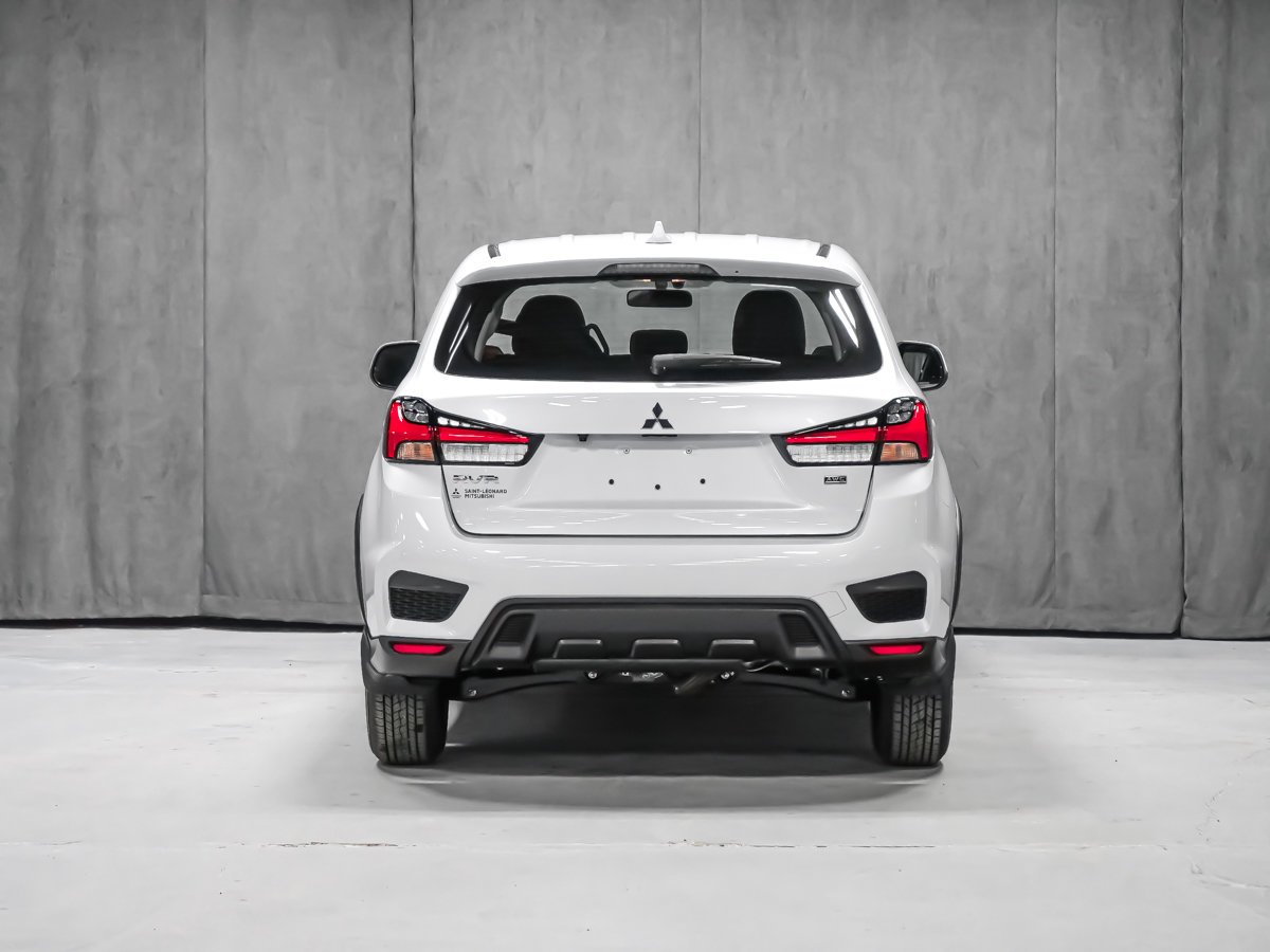 Mitsubishi RVR ES 2026 Blanc diamant Montréal - photo #5