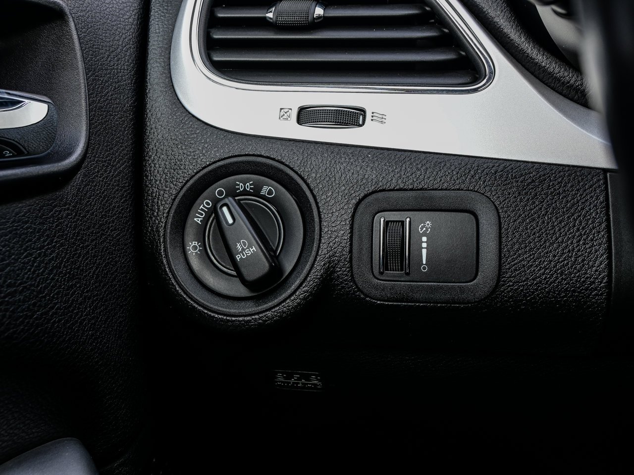 2014 Dodge Journey AWD 4dr R/T Copper Pearlcoat Sherwood Park - photo #19