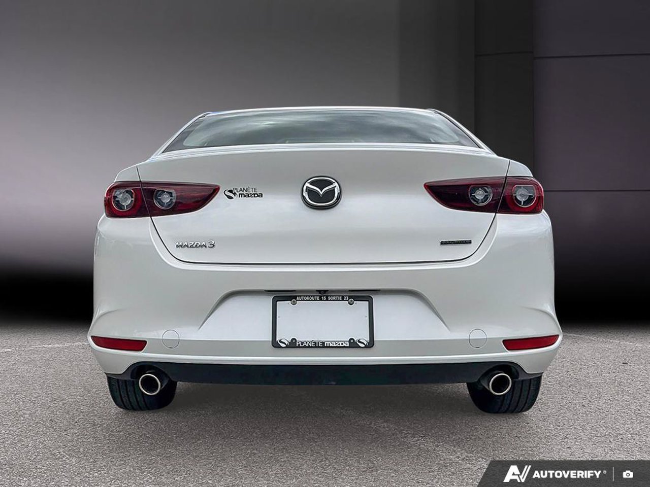 Mazda Mazda3 3MZBPAC79PM360326 2023 Blanc Mirabel - photo #3