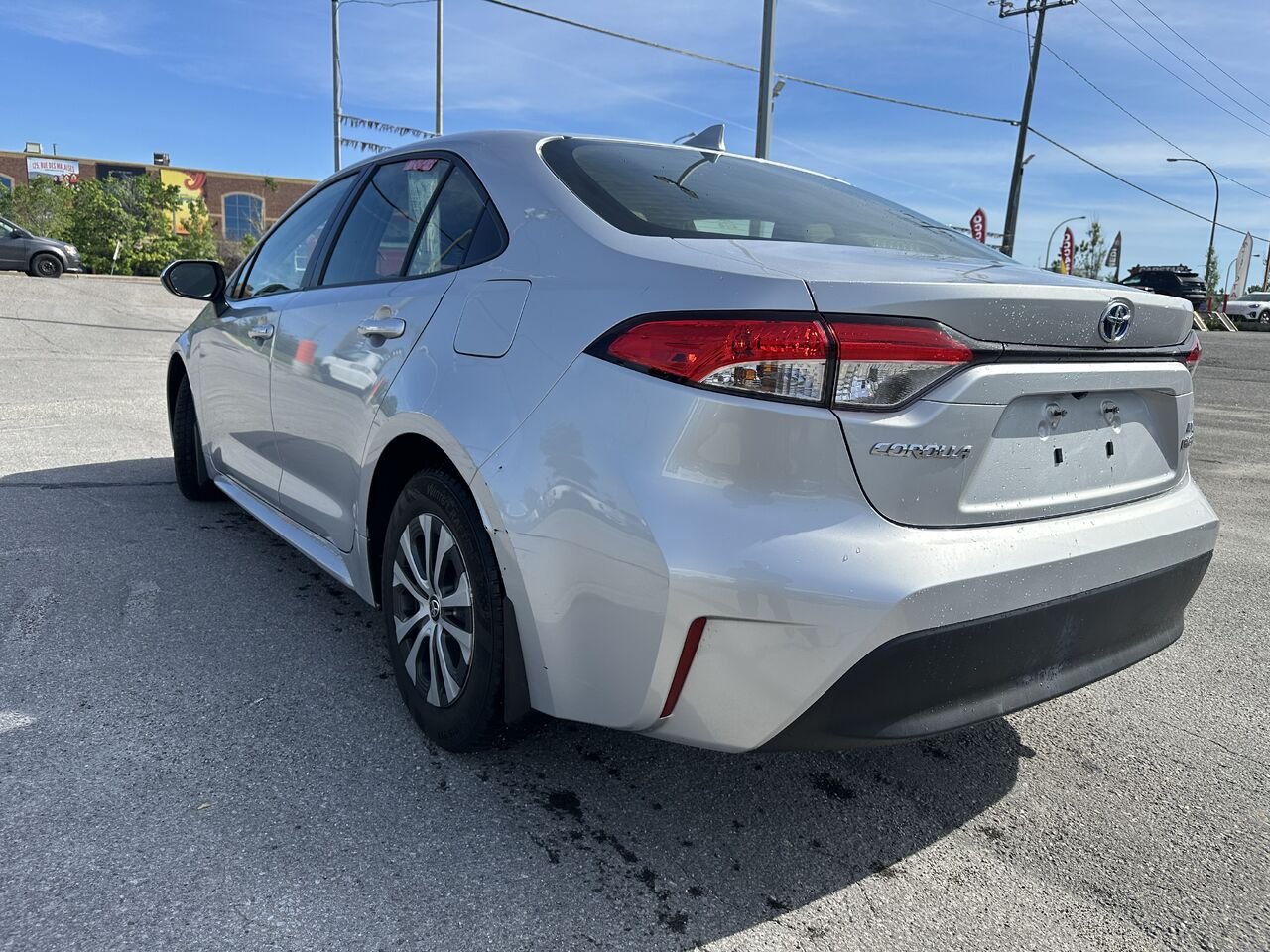 TOYOTA COROLLA LE hybride LE CVT 2024 Gris Gatineau - photo #16