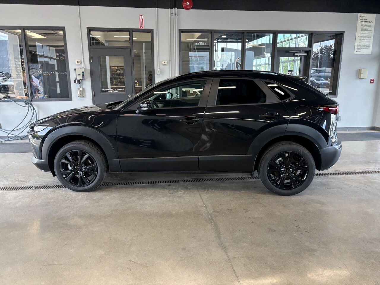 MAZDA CX-30 GS KURO 2026 Noir de jais mica Châteauguay - photo #4