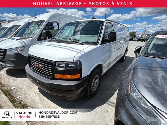 2024 GMC Fourgonnette Savana utilitaire 2024 White