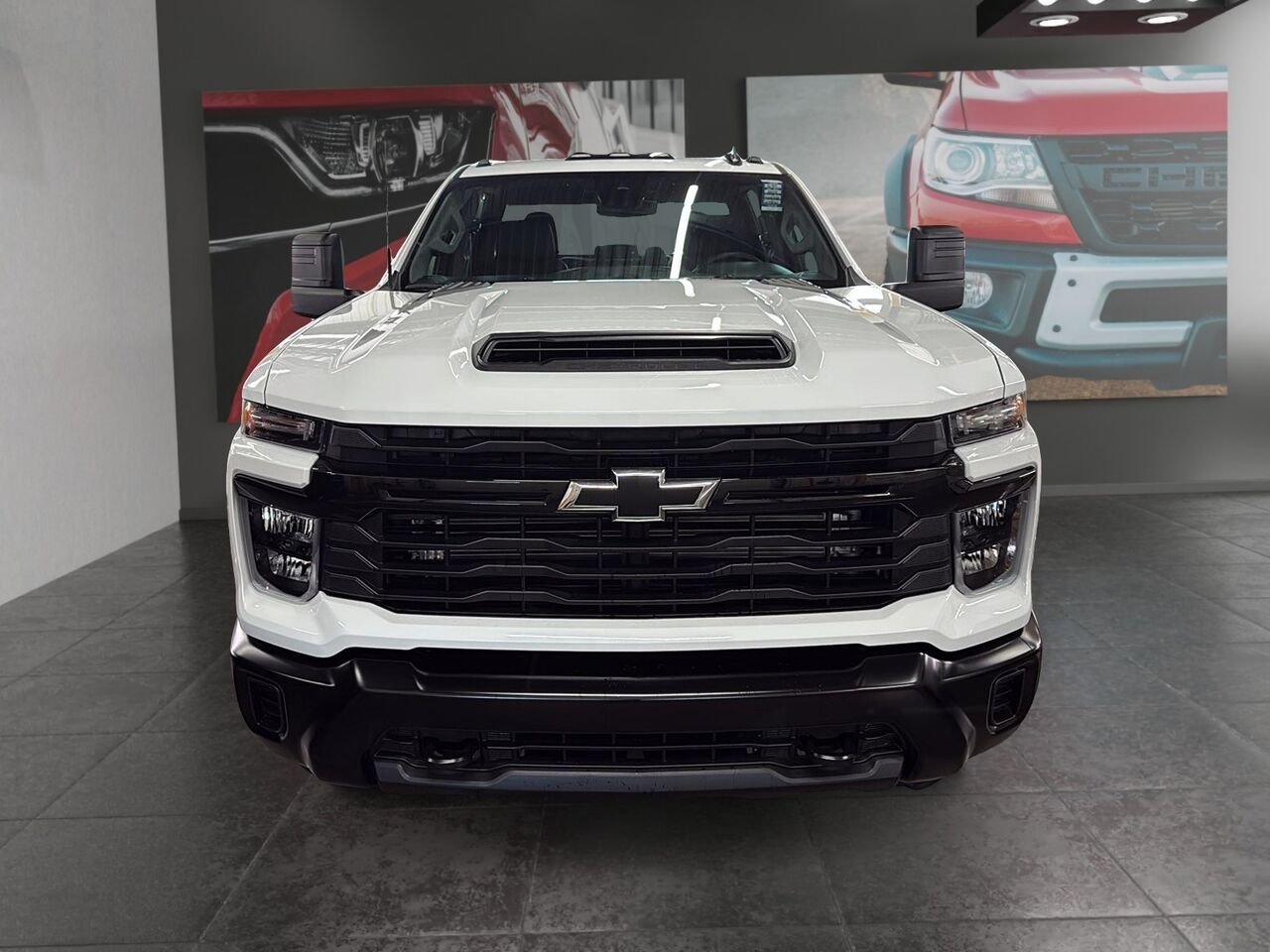 Chevrolet Silverado 2500HD WT cabine multiplace 4RM 159 po 2026 BLANC SOMMET Saint-Hyacinthe - photo #1