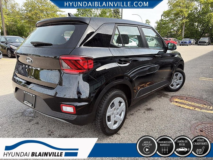 2022 Hyundai Venue 2022 Black