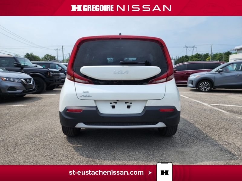 Kia Soul 2022 Blanc Laval - photo #11