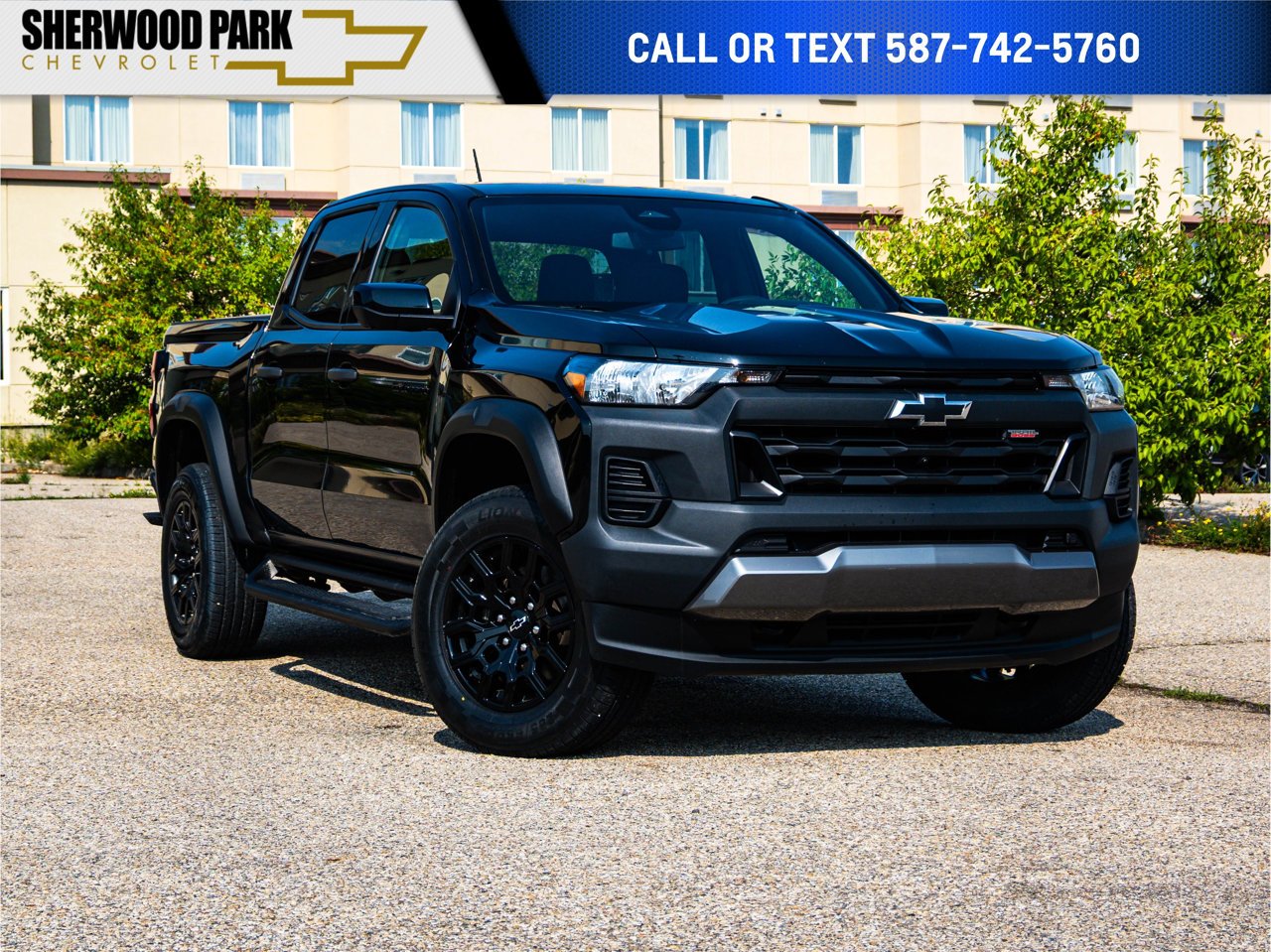 2023 Chevrolet Colorado 4WD Crew Cab Trail Boss Black Sherwood Park - photo #0
