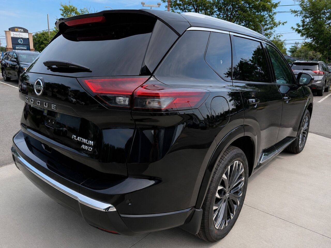 2026 NISSAN Rogue ROGUE PLATINE Super Black Châteauguay - photo #5
