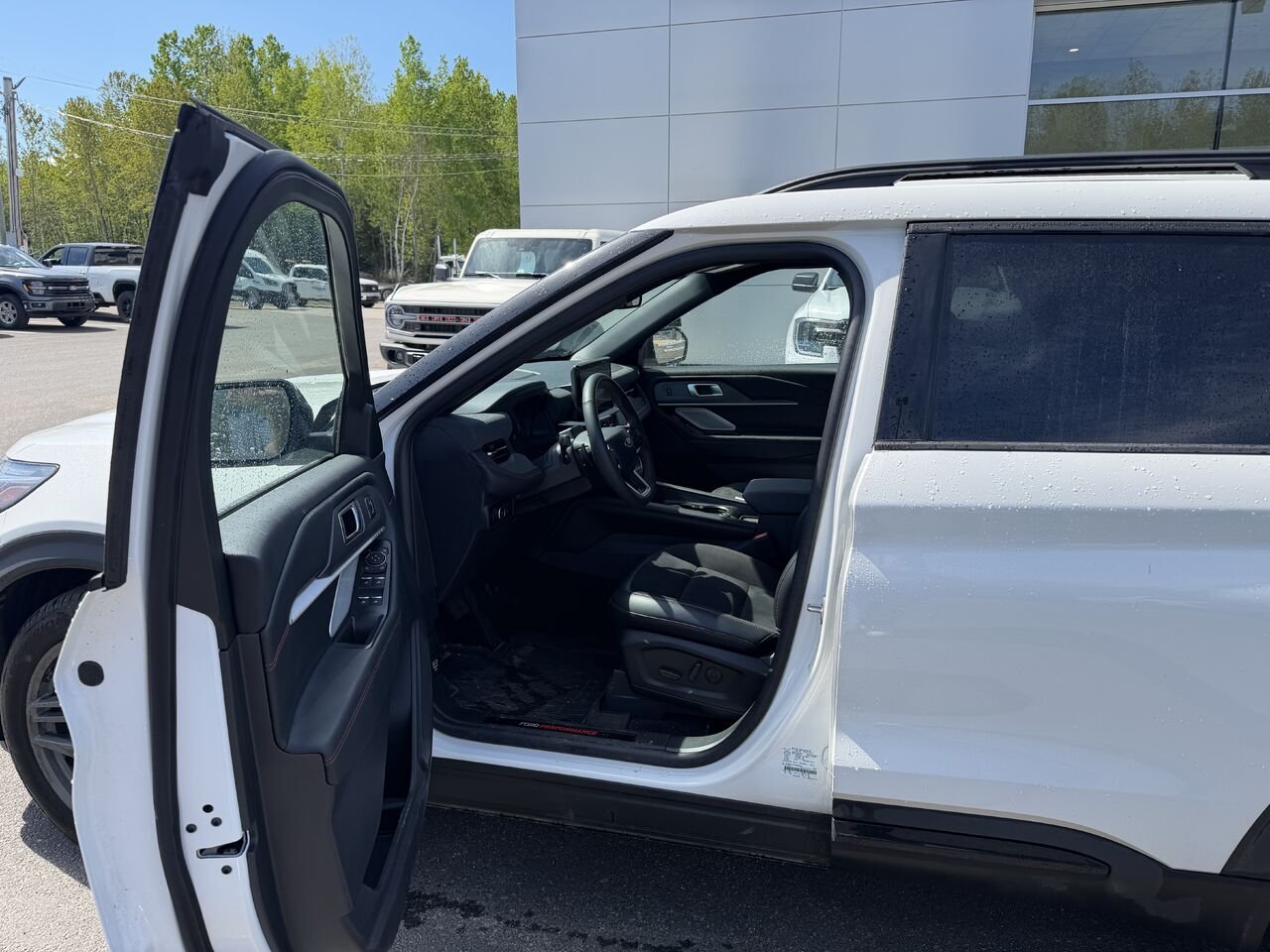 Ford Explorer 2026 Blanc Mont-Laurier - photo #10