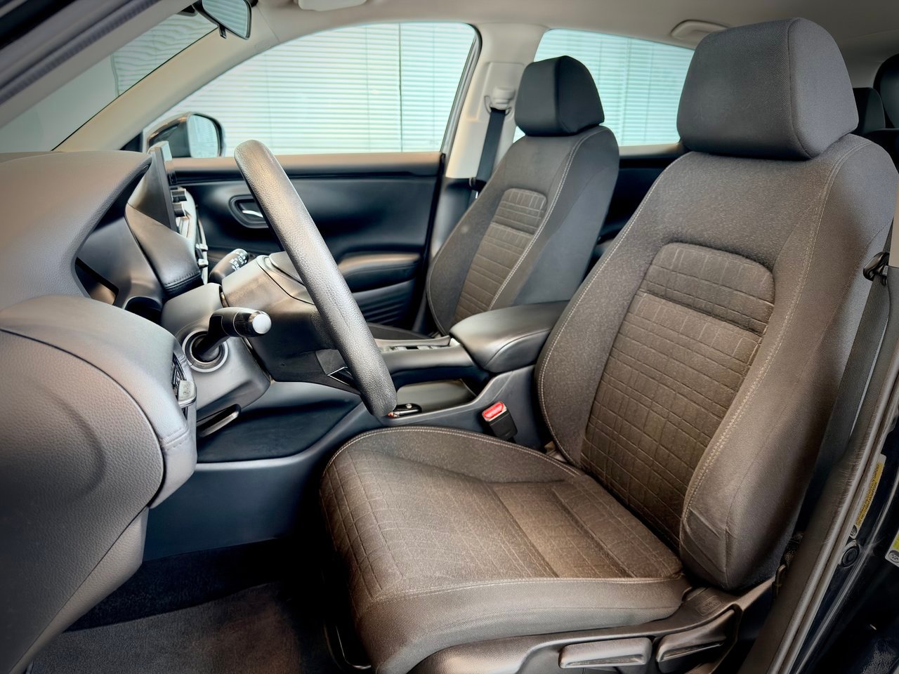 2024 Honda HR-V Black Notre-Dame-des-Prairies - photo #13