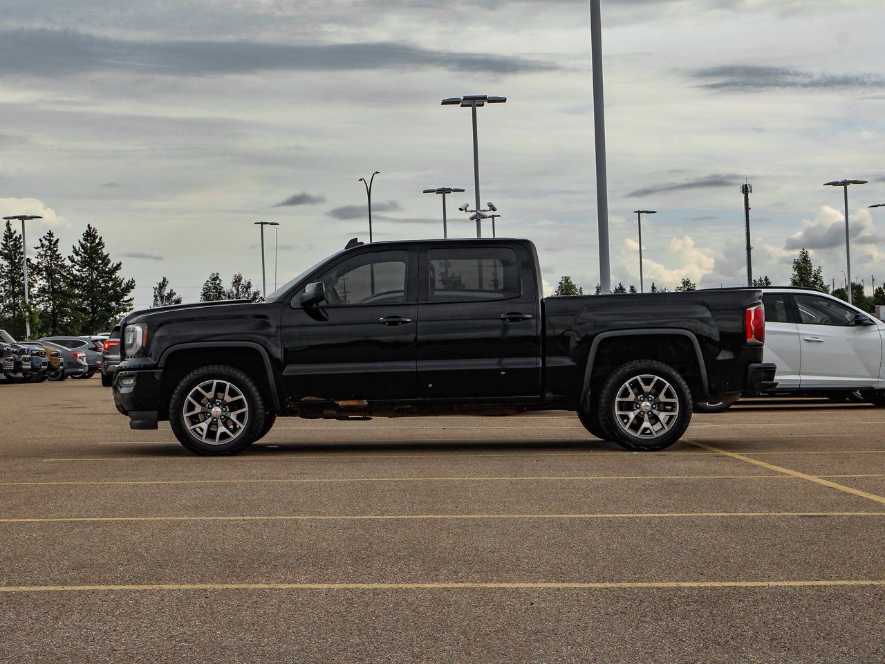 2016 GMC Sierra 1500 4WD Crew Cab 143.5 SLT Black Sherwood Park - photo #4