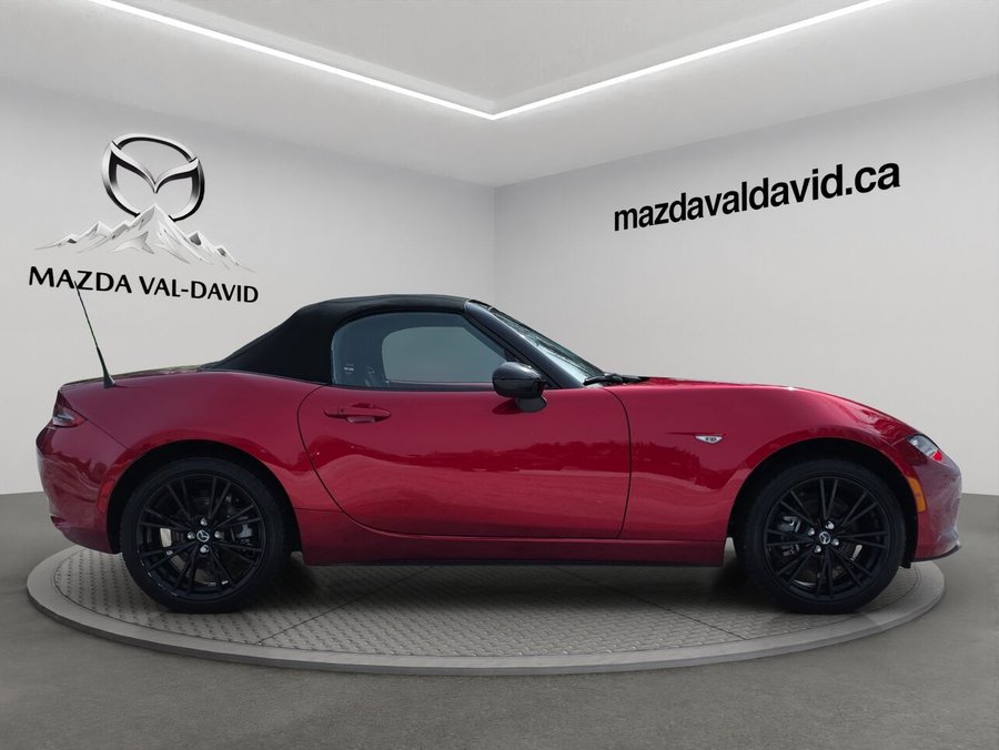 2024 Mazda MX-5 GS-P Automatique, paddleshift, jamais accidenté, certifié Red