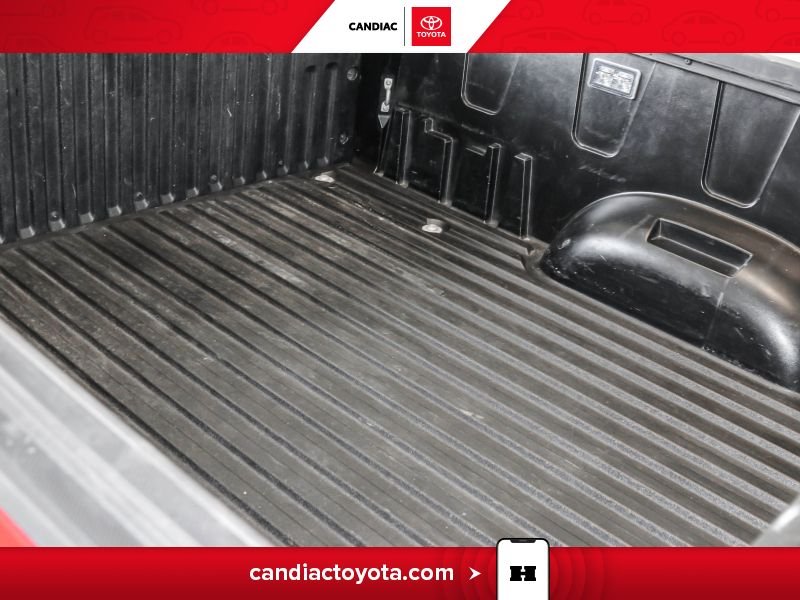2023 Toyota Tundra Red Blainville - photo #36