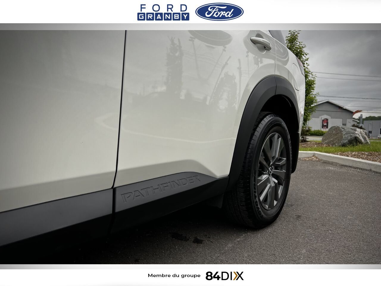Nissan Pathfinder 2024 Blanc Granby - photo #14