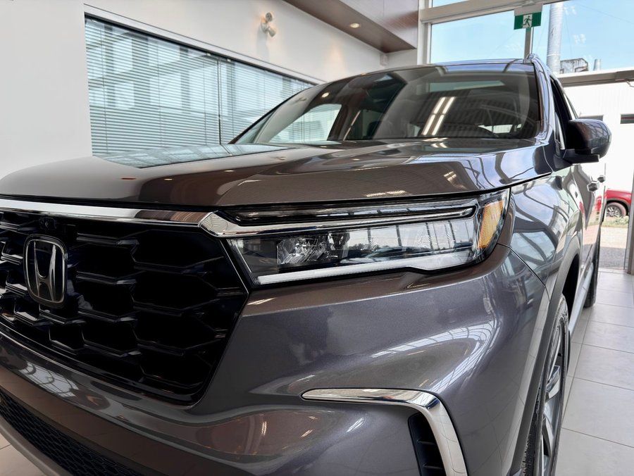 Honda Pilot 2025 2025 gray