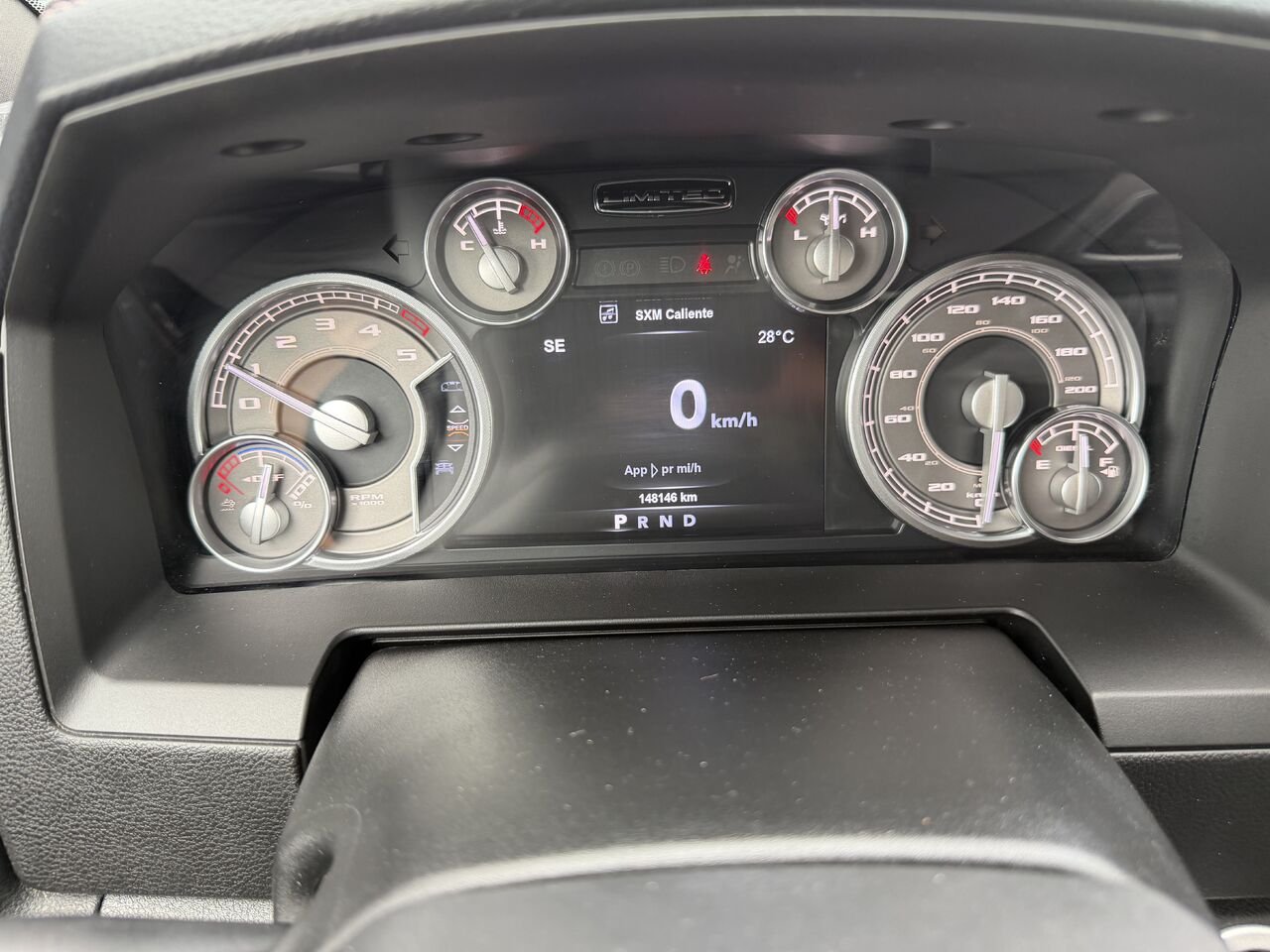 2018 Ram 1500 *DIESEL* LIMITED CREW CAB White Laval - photo #17