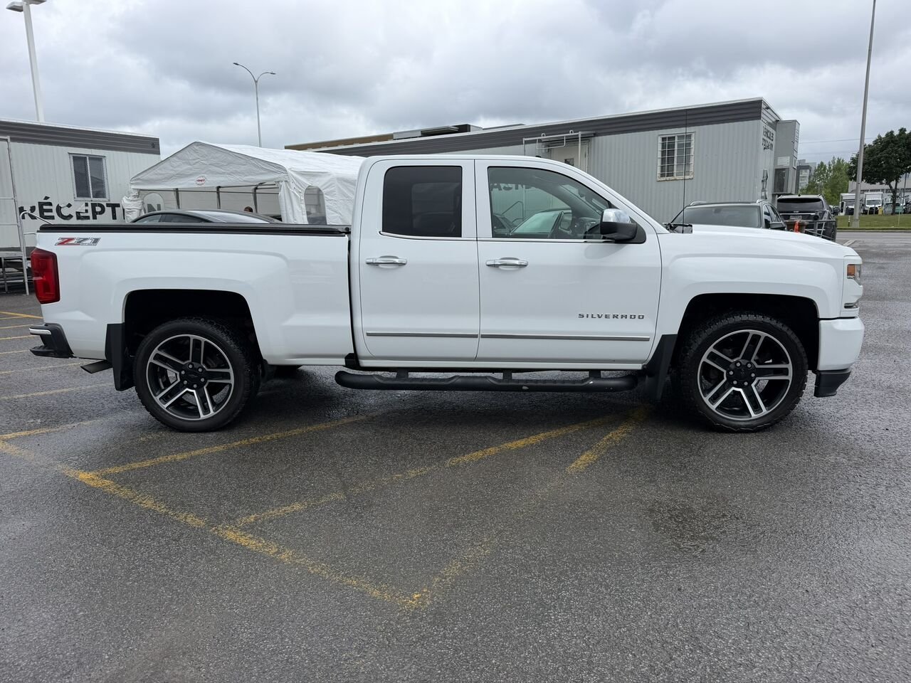 2017 Chevrolet Silverado 1500 2LTZ 5.3L ENCEMBLE Z71 QUAD CAB White Laval - photo #7