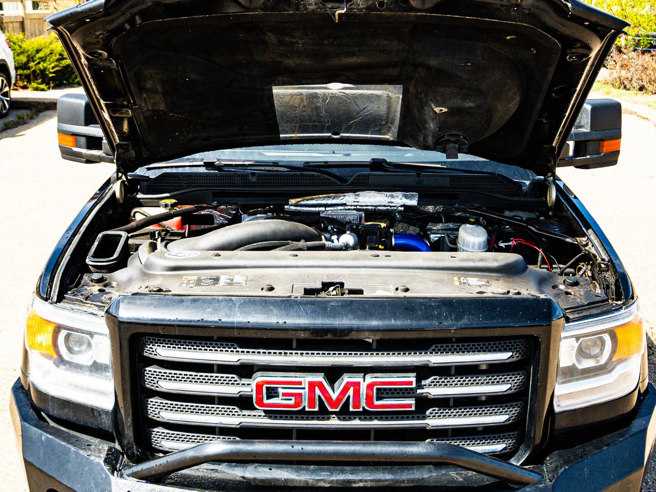2019 GMC Sierra 2500HD 4WD Crew Cab 153.7 SLT Black Sherwood Park - photo #8
