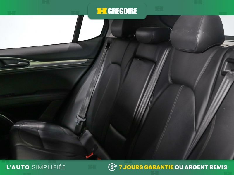2018 Alfa Romeo Stelvio White Laval - photo #22