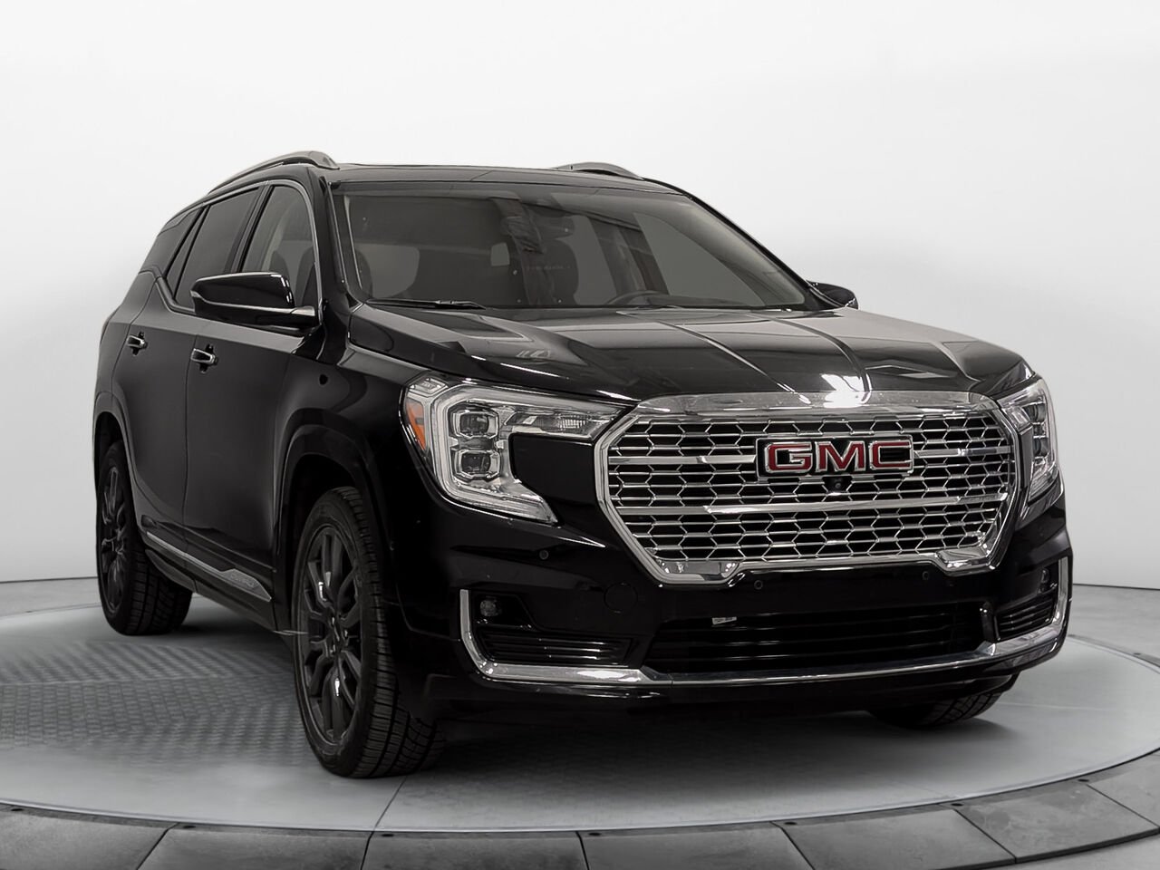 GMC Terrain DENALI AWD Toit Pano 11 859 KM Seulement!!! 2024 Noir Sherbrooke - photo #4