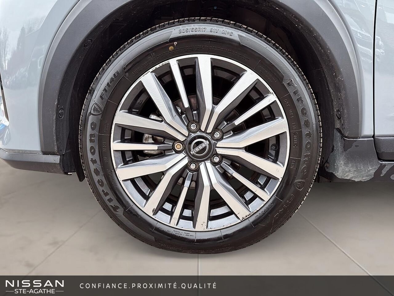 Nissan Kicks 2023 Gris Saint-Jérôme - photo #6