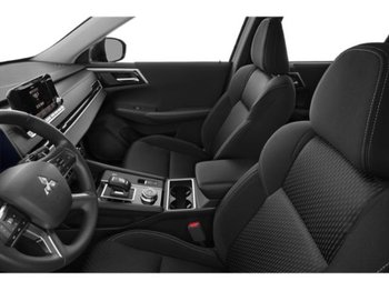 Mitsubishi Outlander Plug-In Hybrid ES