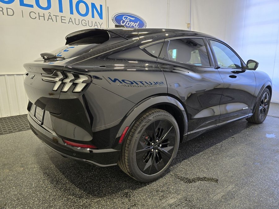 Ford Mustang Mach-E 2025 Noir ombre