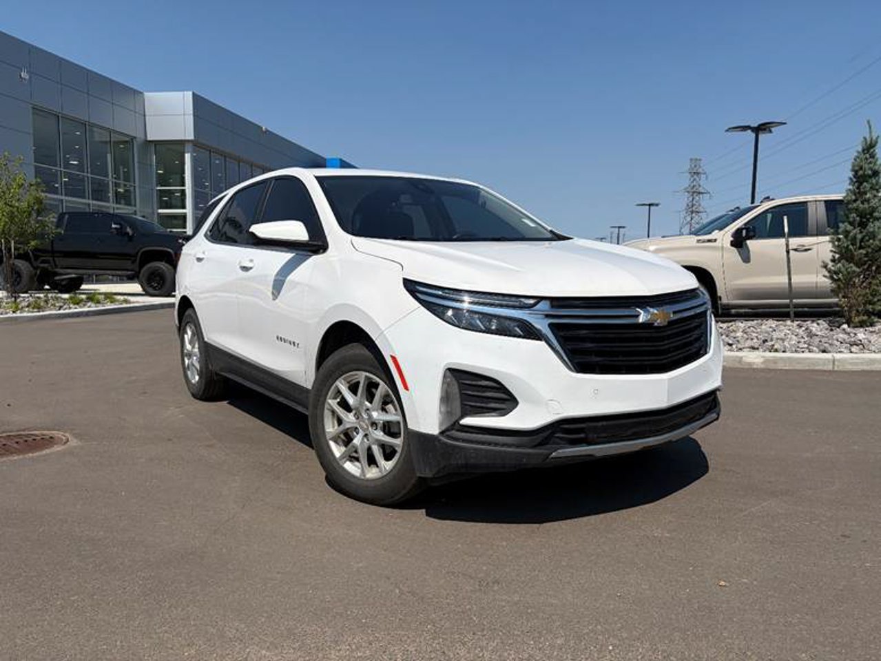 2022 Chevrolet Equinox AWD 4dr LT w/1LT White Sherwood Park - photo #1
