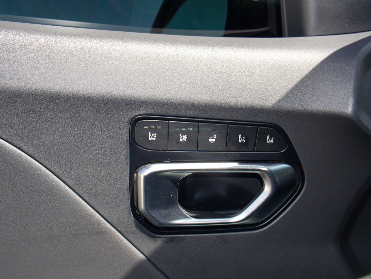 2025 Kia K4 GT-Line Turbo FWD White Sherwood Park - photo #23