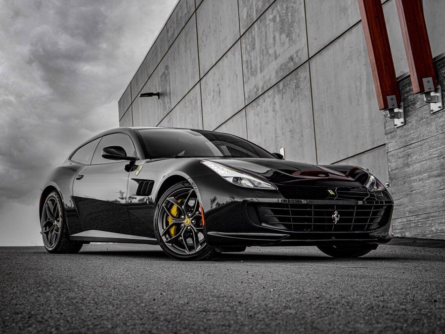 2018 Ferrari GTC4Lusso 2018 Black