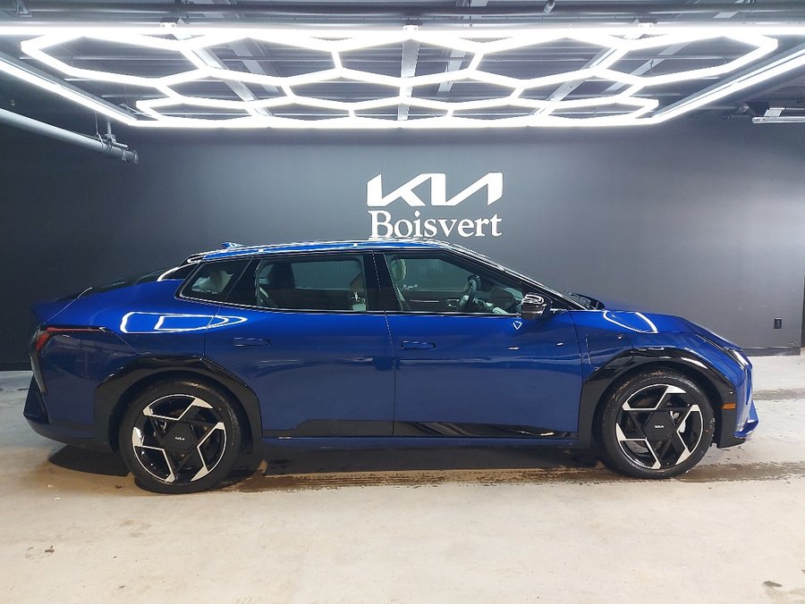 2026 Kia EV4 2026 Yacht Blue