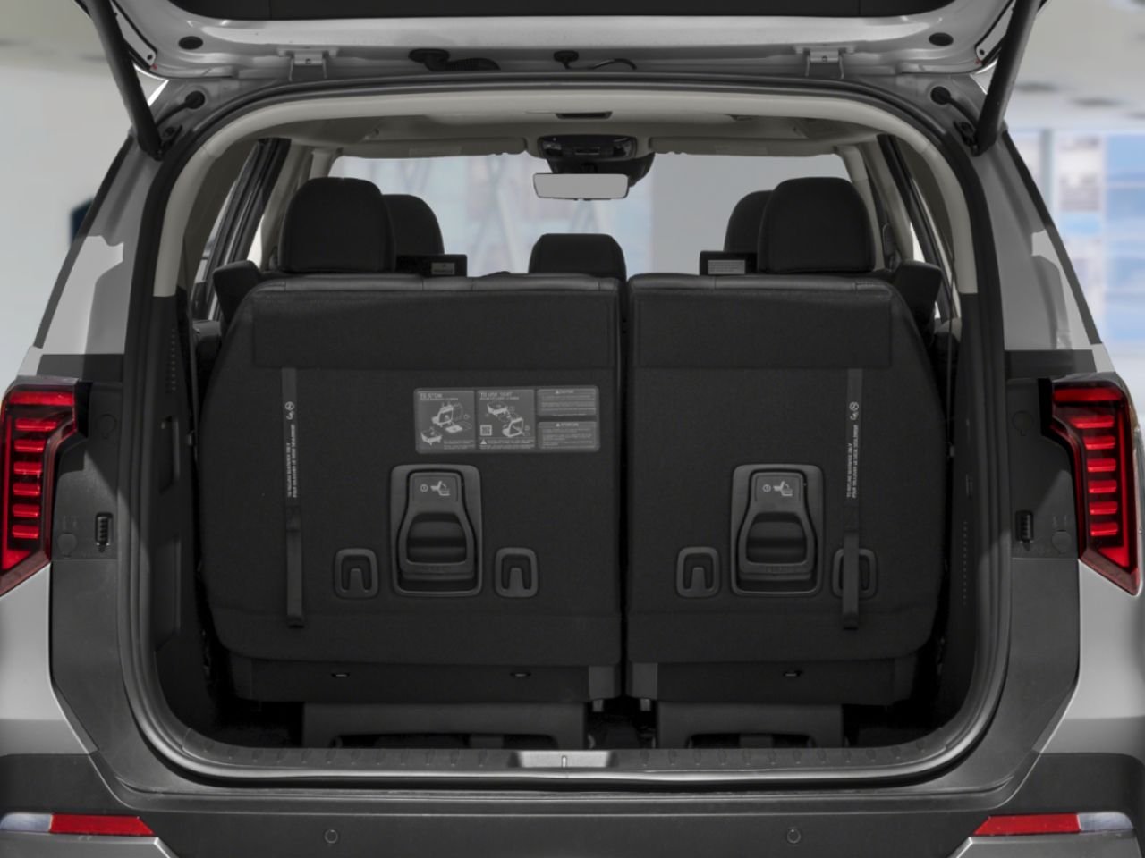 2026 Kia Carnival Hybrid Ceramic Silver Thetford Mines - photo #6