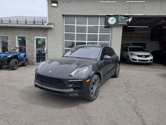 2018 Porsche Macan 2018 Black