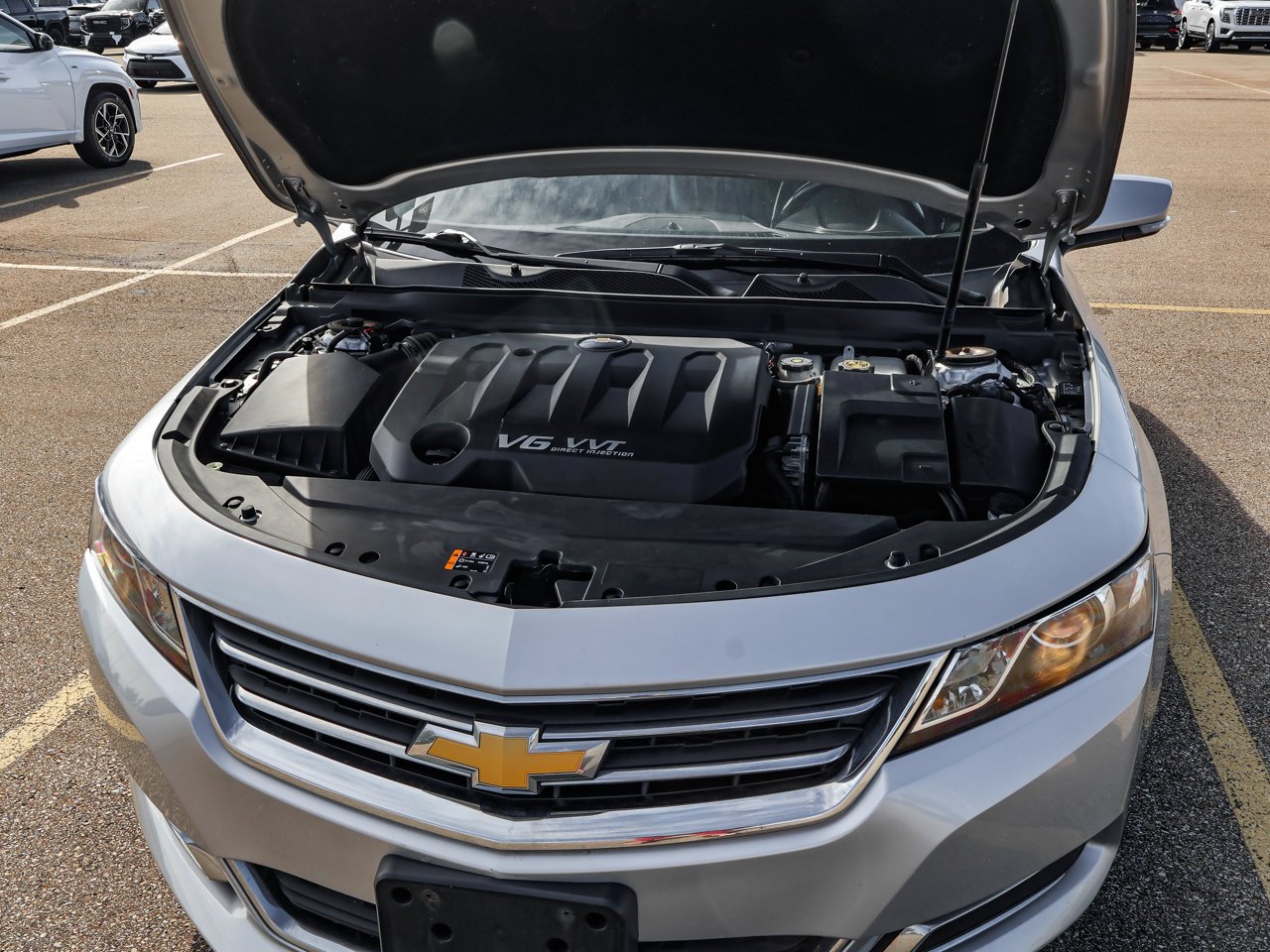 2017 Chevrolet Impala 4dr Sdn LT w/1LT Grey Sherwood Park - photo #9