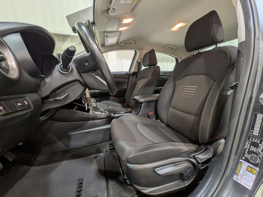 Kia Forte LX Manual 2019 Gris
