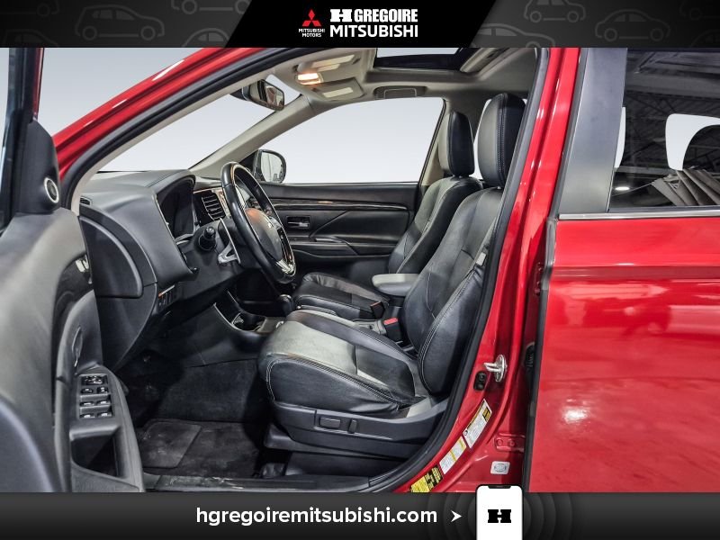 2016 Mitsubishi Outlander Red Blainville - photo #13