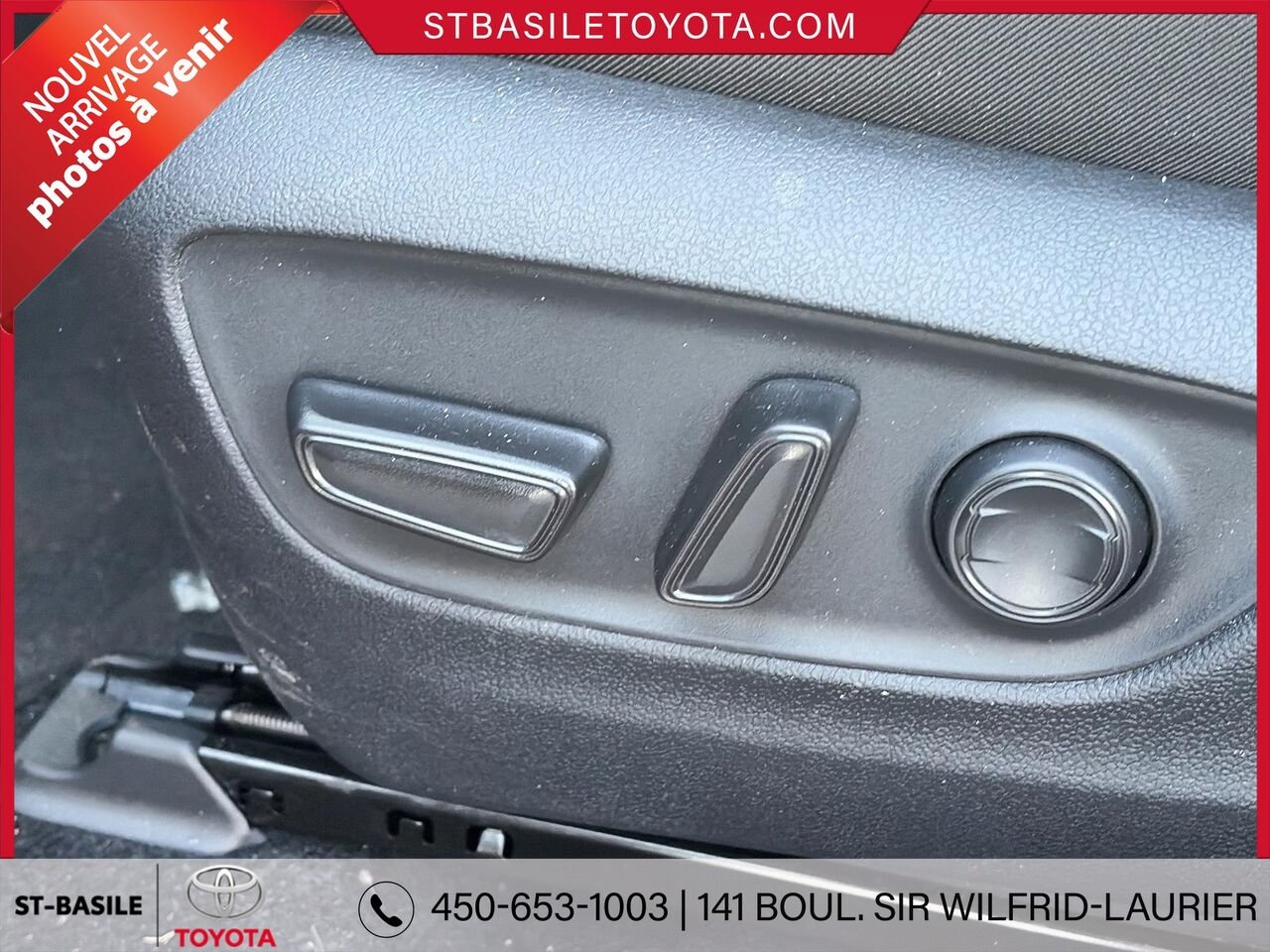 TOYOTA RAV4 2025 Rouge Saint-Basile-le-Grand - photo #5
