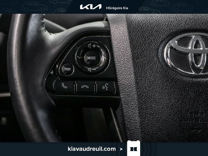 2021 Toyota Prius Blue Blainville - photo #13