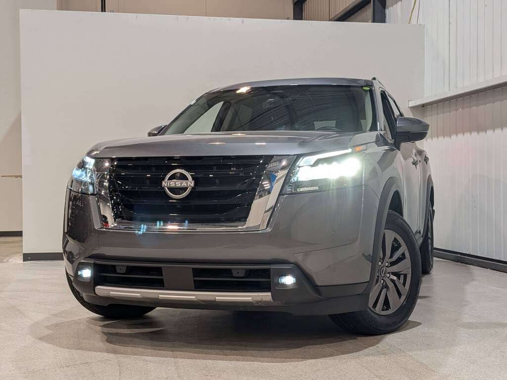 2024 Nissan Pathfinder Rock Creek 4WD Grey Val-David - photo #0