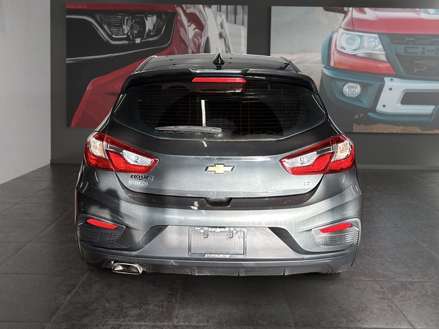 CHEVROLET CRUZE LT LT + 1-2-3 CHANCES AU CREDIT + GARANTIE DISPONIBLE 2018 Gris