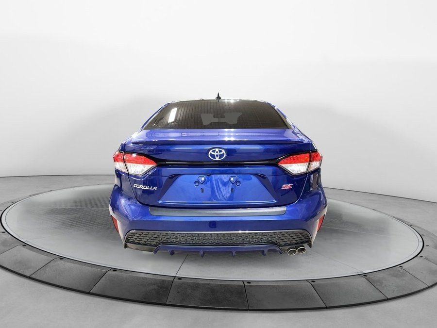 Toyota Corolla 2021 2021 Bleu choc métallisé avec toit noir