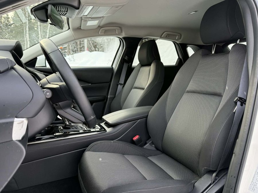 2025 Mazda CX-30 Gs, awd, sièges, volant et rétroviseurs chauffants Aero Grey Metallic