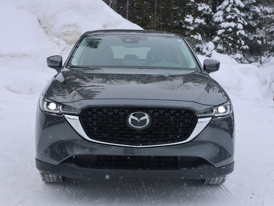 Mazda CX-5 Gs, awd, sièges, volant et rétroviseurs chauffants, hayon électrique 2025 Gris polymétal métallisé