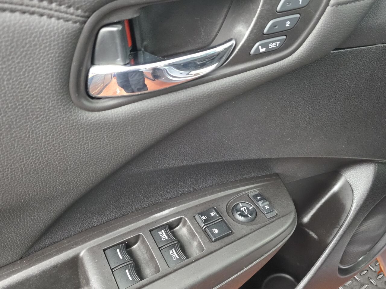 Acura RDX Traction intégrale, 4 portes, toit ouvrant, commande audio au volant, bluetooth 2016 Argent Val-David - photo #12