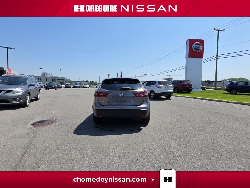 Nissan Qashqai 2023 Gris Laval - photo #8