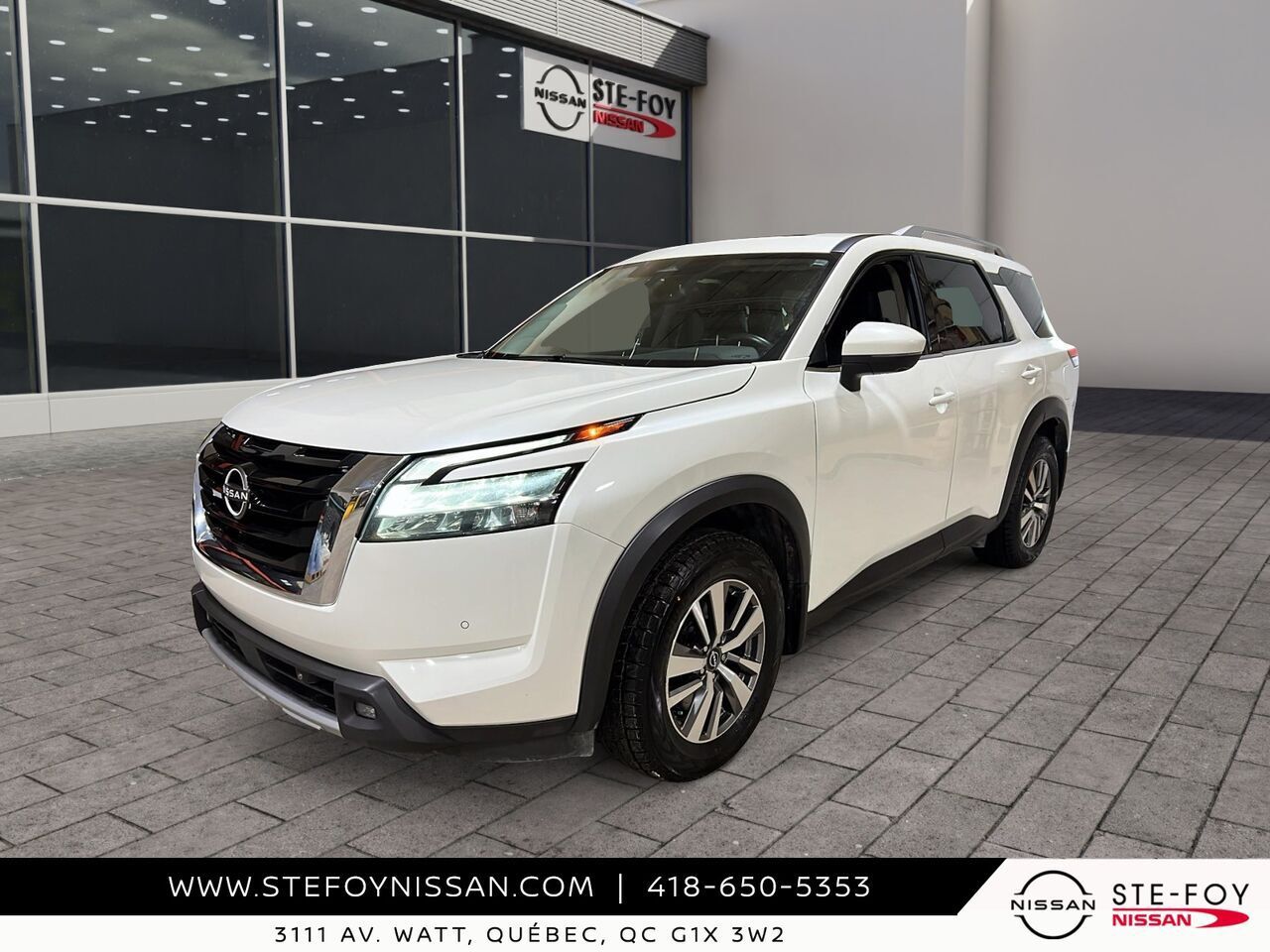 Black 2022 Nissan Pathfinder SUV / Crossover All-Wheel Drive Automatic
