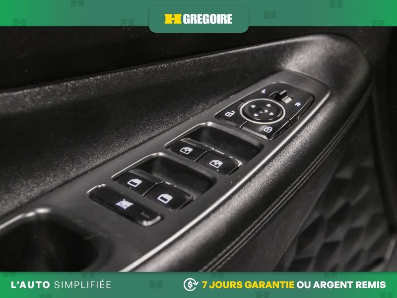 Hyundai Santa Fe 820322 | Essential AUTO AC MAGS CAM RECUL BLUETOOTH 2019 Blanc Laval - photo #15