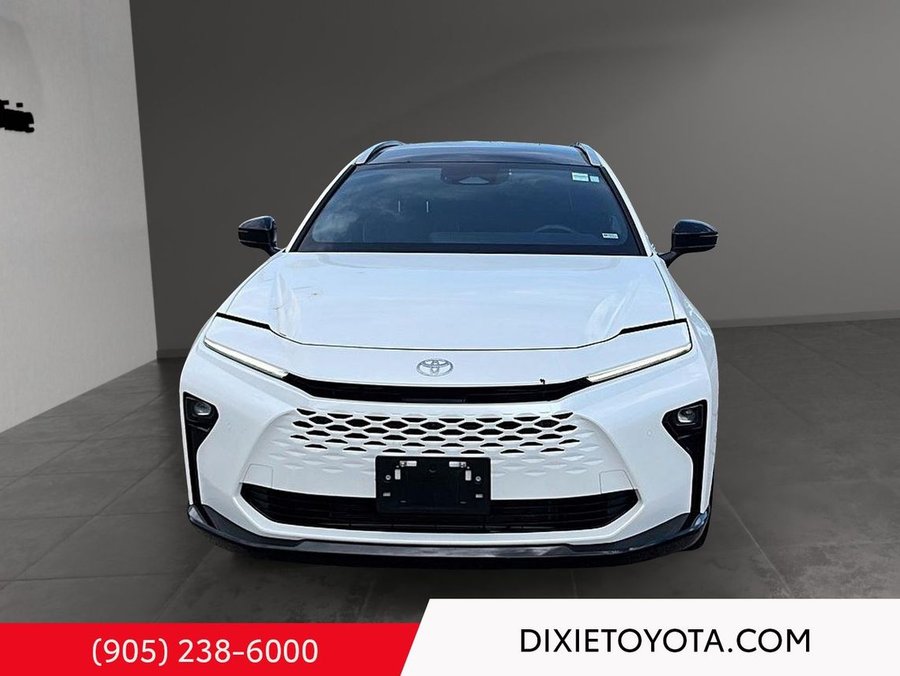 2025 Toyota Crown Signia 2025 White