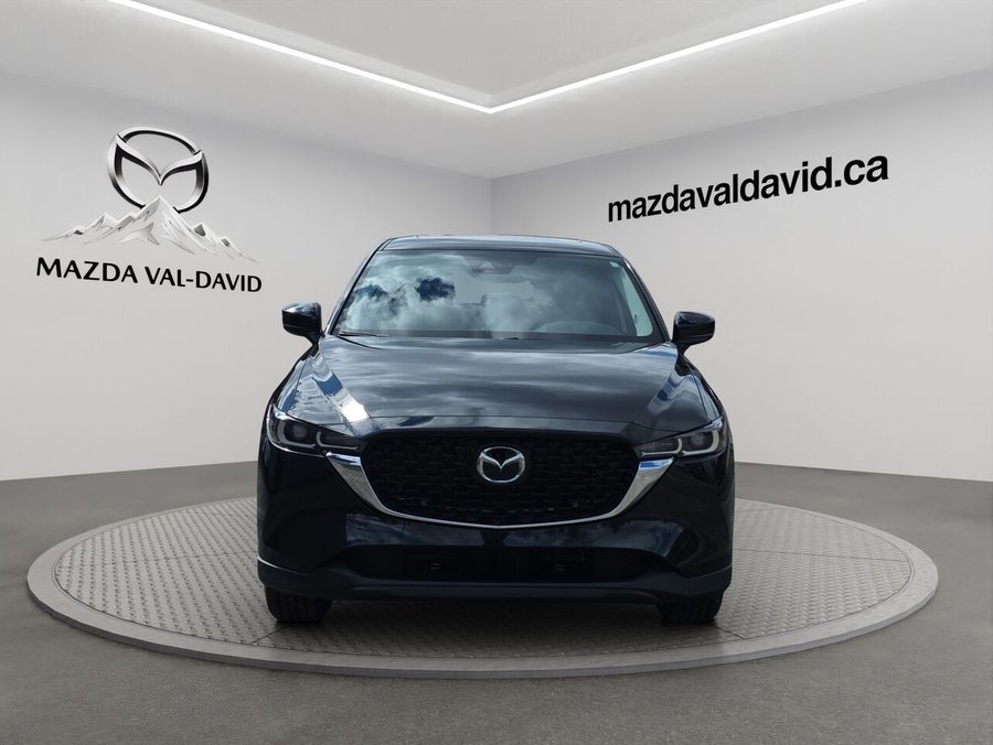 Mazda CX-5 Gs, awd, Toit ouvrant, volant et rétroviseurs chauffants, hayon électrique 2025 Noir de jais mica