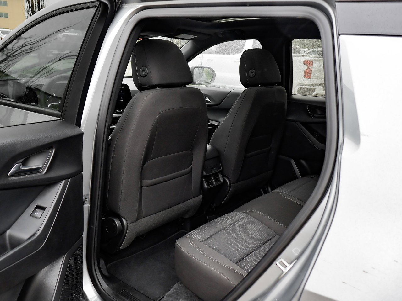 2026 Chevrolet Equinox AWD 4dr LT w/2LT Grey Sherwood Park - photo #25