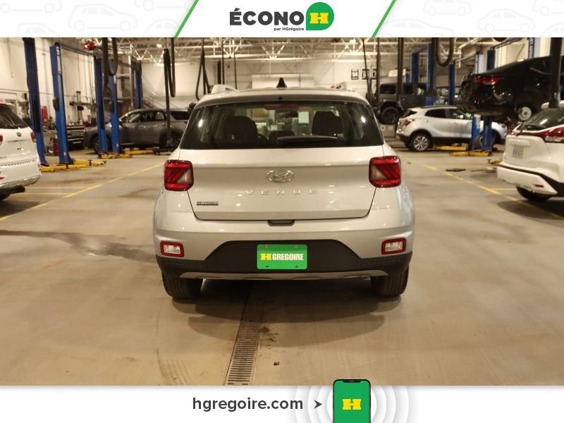 2021 Hyundai Venue Silver Saint-Eustache - photo #6